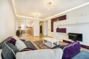 Relax Apartment Coresi Mall